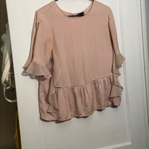 Cute flowy blouse